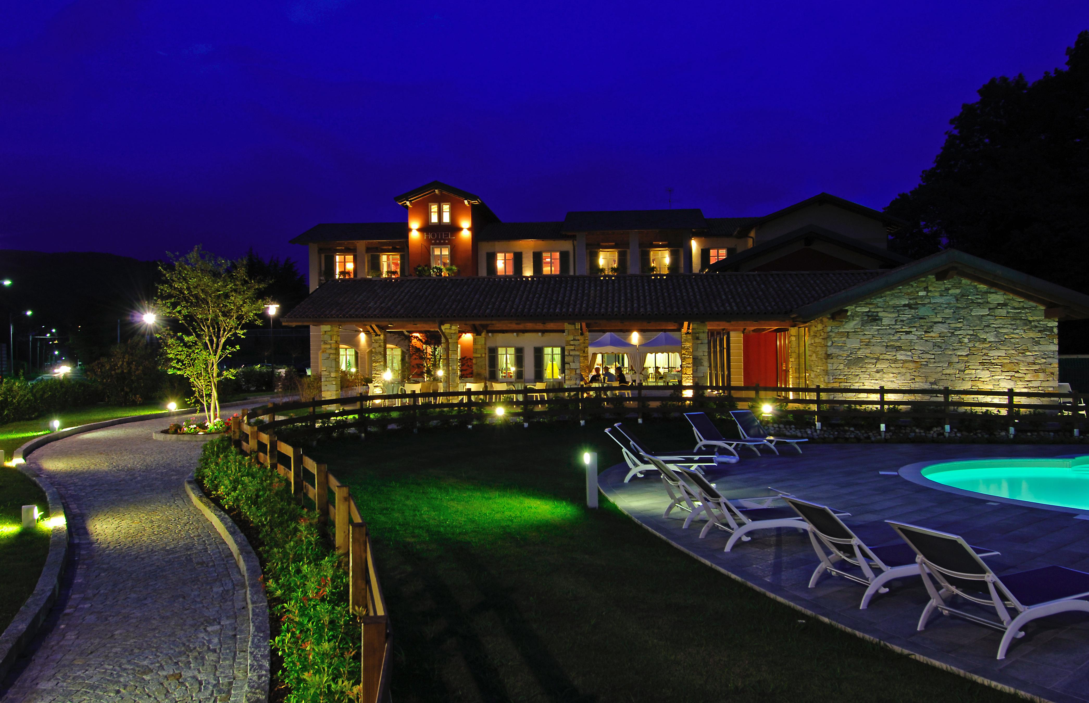 Hotel Cortese Armeno Εξωτερικό φωτογραφία
