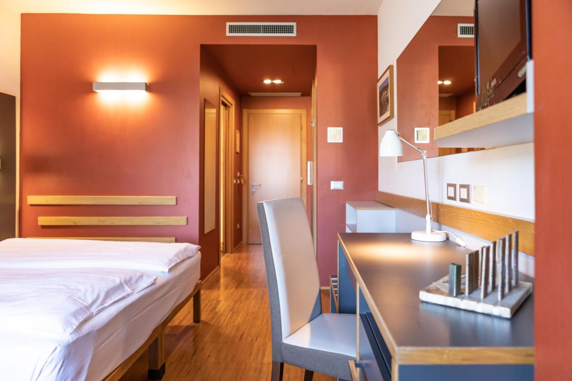 Hotel Cortese Armeno Εξωτερικό φωτογραφία