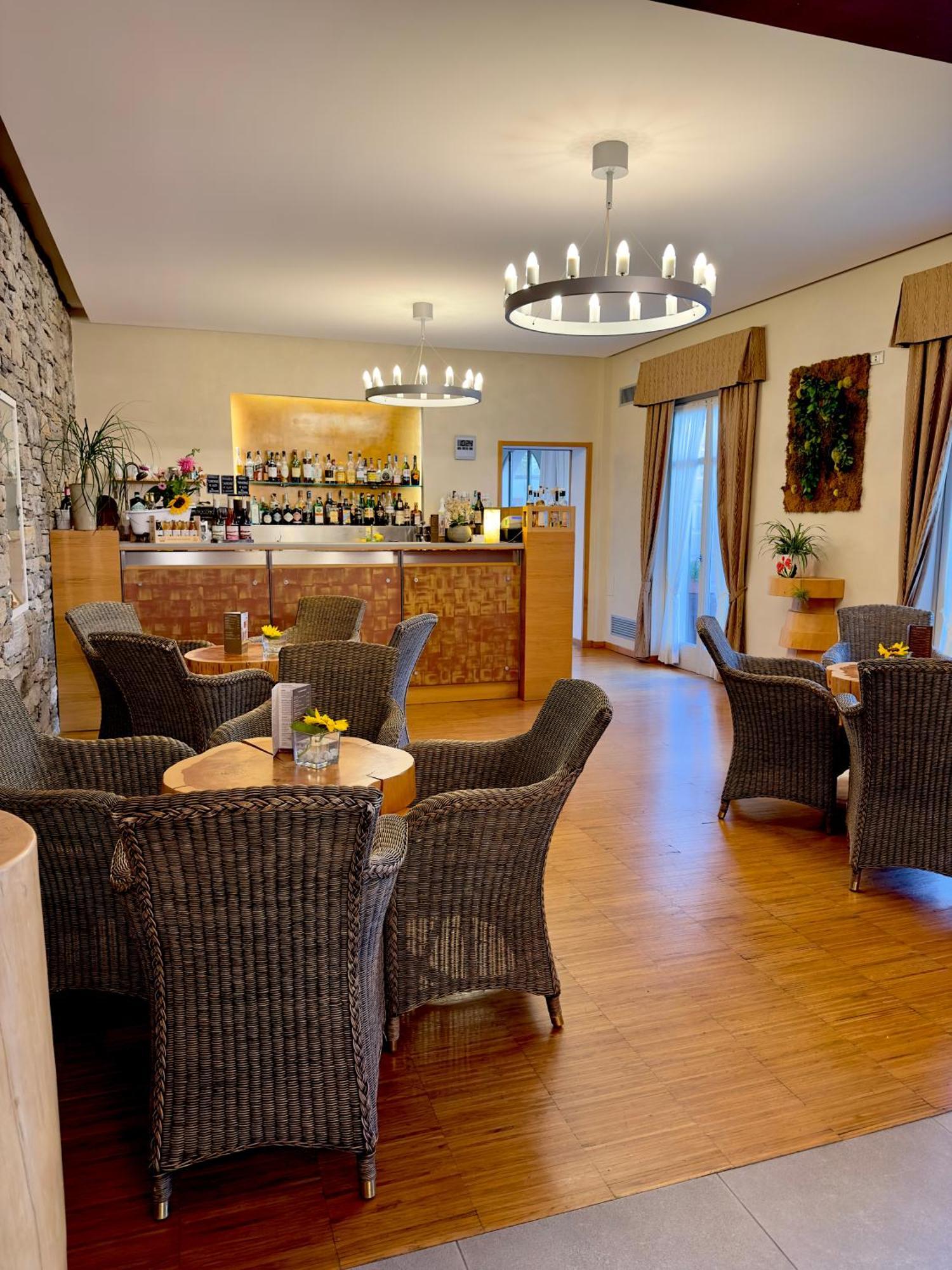 Hotel Cortese Armeno Εξωτερικό φωτογραφία