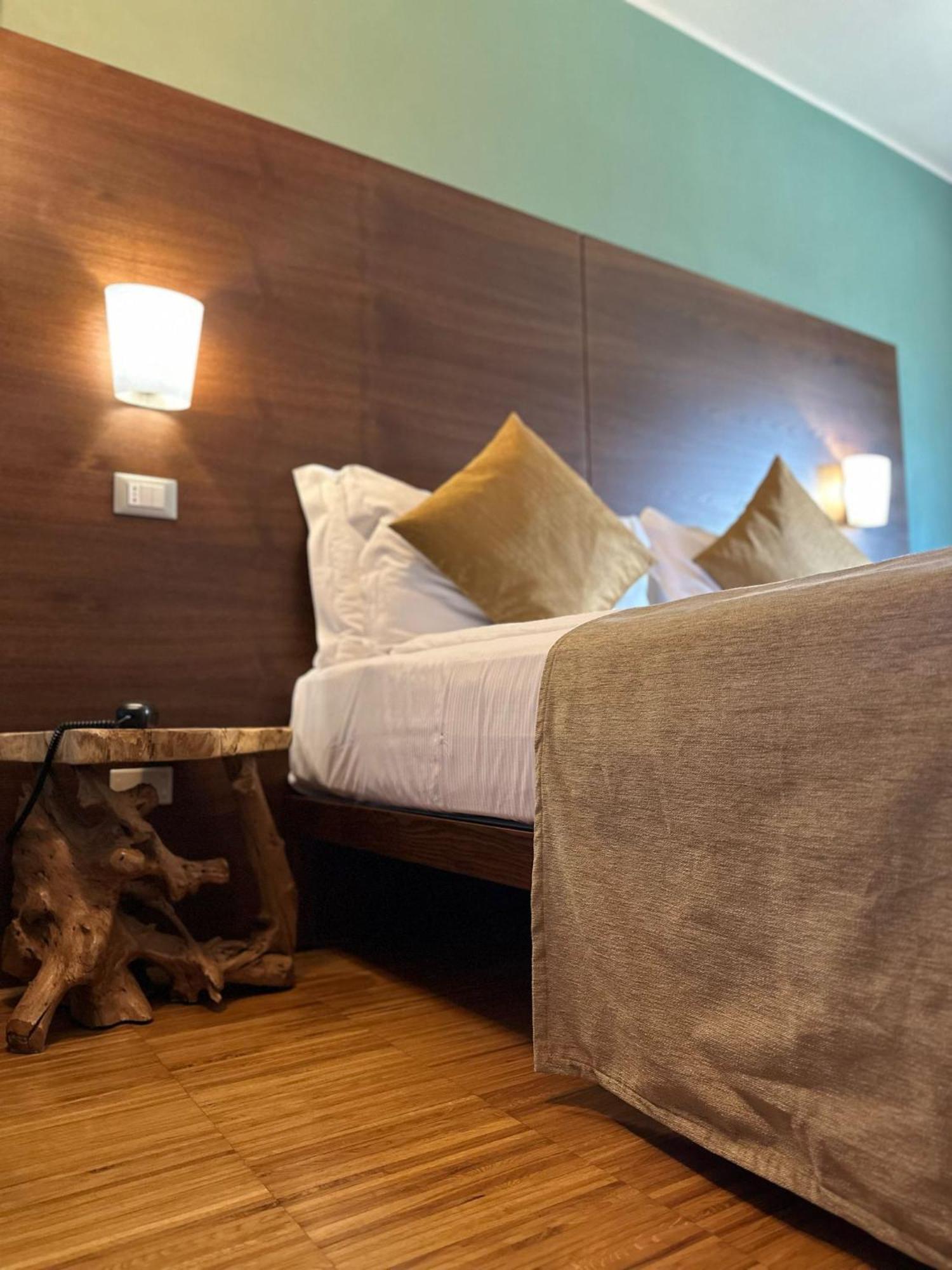 Hotel Cortese Armeno Εξωτερικό φωτογραφία